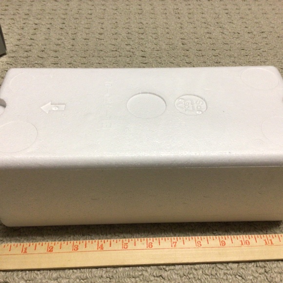 Porsche Cayman S 1:18 Scale Model. New in Box. - Picture 6 of 9